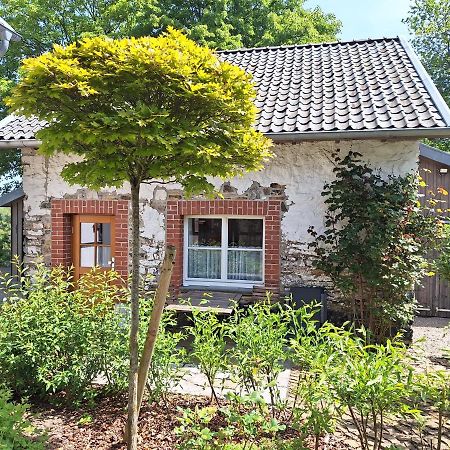 Ferienhaus Altes Backhaus Roetgen Eksteriør bilde
