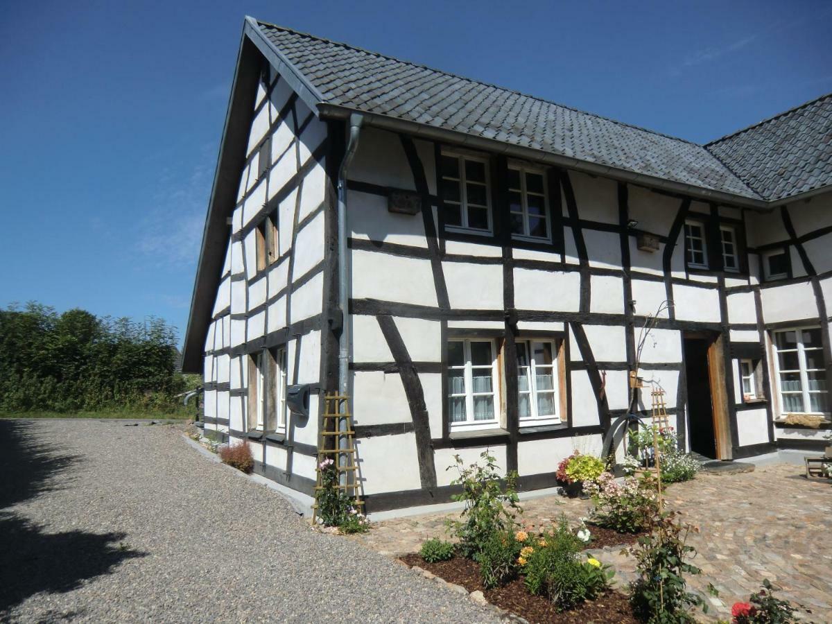 Ferienhaus Altes Backhaus Roetgen Eksteriør bilde